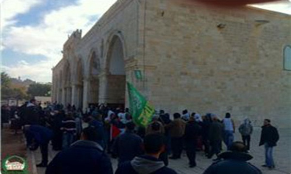 Jamaah Masjid Al-Aqsha Gagalkan Pemukiman Yahudi