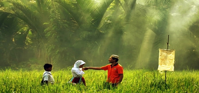 Ajari Anak  Taat Pada  Orang  Tua  HASMI Sebuah Gerakan 