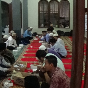 Kerjasama dengan KMB, HASMI Gelar Buka Puasa Bersama